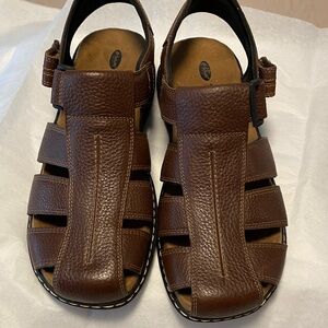 Dr. Scholl’s size 13 Men's Brown Leather Fisherman’s Sandals